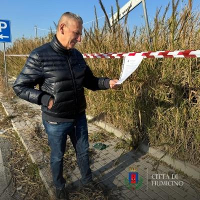 Ordinanza per la chiusura al traffico di via guarino guarini, località parco leonardo, per la rimozione di rifiuti abbandonati.