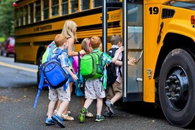 Incontro tra Sindaco e Dirigenti scolastici: Collaborazione per l'inizio dell'anno scolastico e il coordinamento dei trasporti